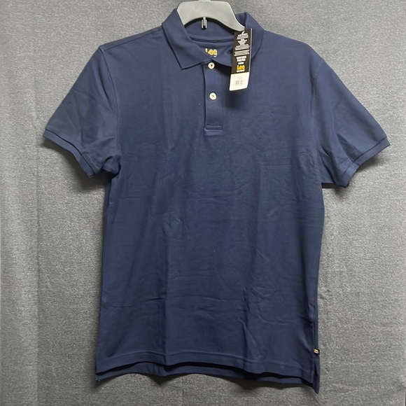 🔥3/$15🔥 NWT - Lee Uniforms Young Men Short Sleeve Basic Polo, Navy - Size XL - Picture 2 of 8